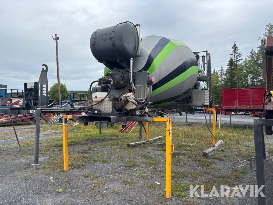 Betongroterare Liebherr 6m3 på Laxo-ram