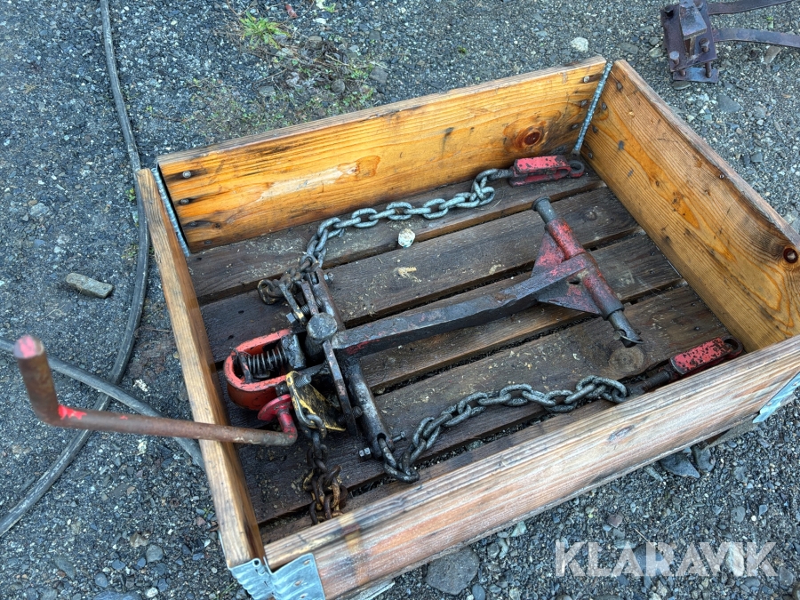 Hitchkrok till Volvo BM 320