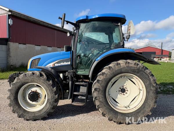 Traktor New Holland TS110A