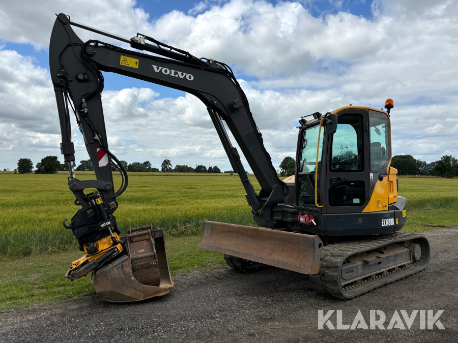 Grävmaskin Volvo ECR88D med tiltrotator och redskap