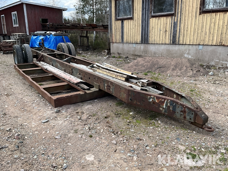 Vagn för grävmaskin obromsad, tar 8-12 ton