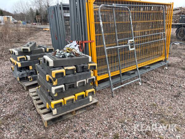 Byggstaket två paket BGfix och Demex med fötter