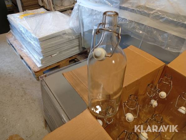 Glasflaskor med patentkork  280st