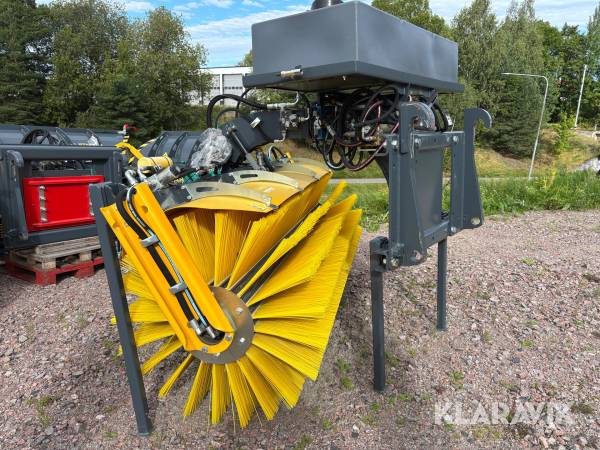 Sopvals Stark RS W2500 C Stora BM