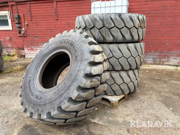 Entreprenaddäck Triangle TL 538 S +  20.5R25 4st