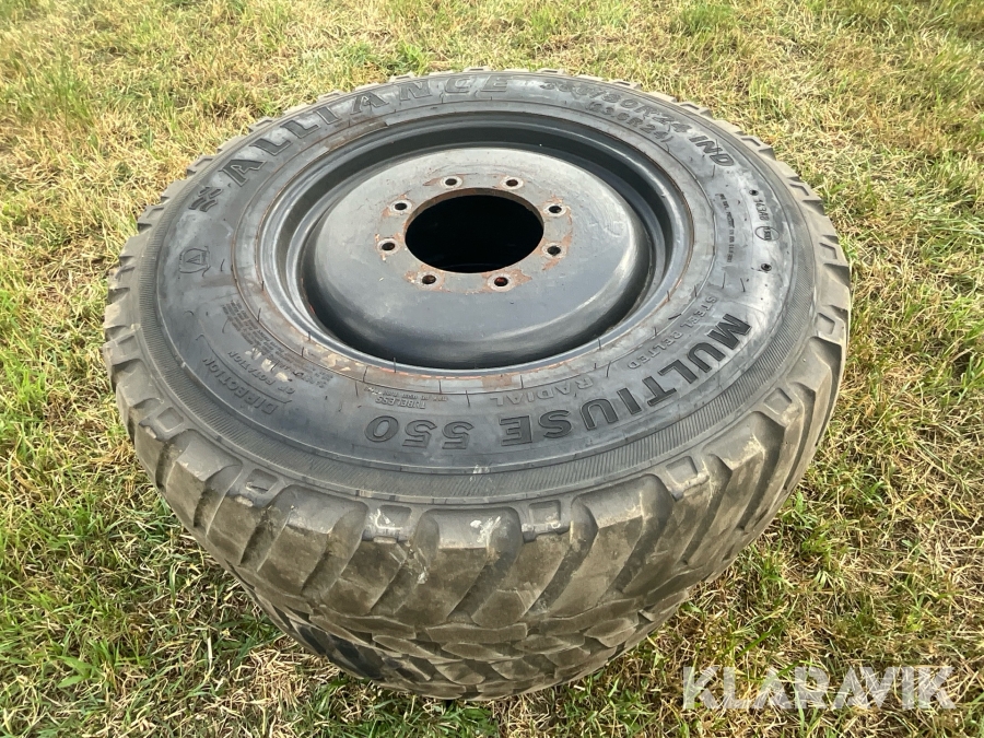 Traktorhjul Alliance 440/80 R34 / 360/80 R24 fram och bak