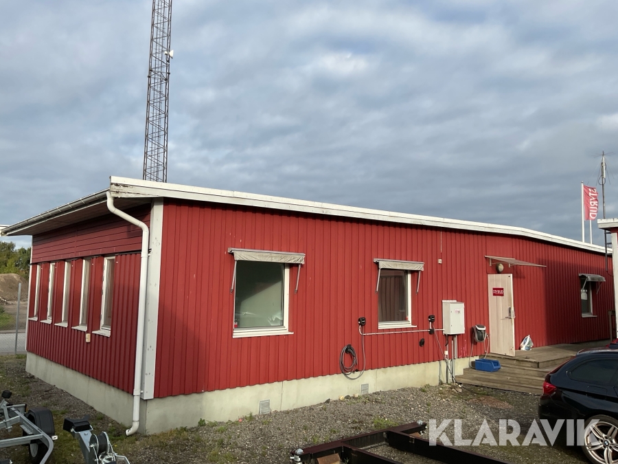 Kontorsbyggnad/Bodar