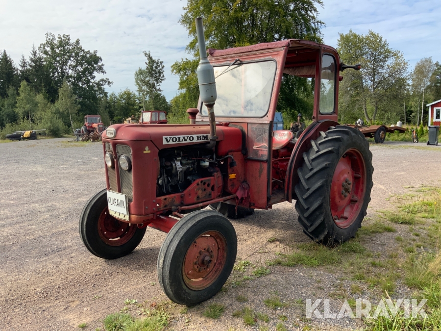Traktor Volvo BM 320