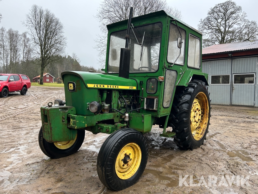 Traktor John Deere 1120