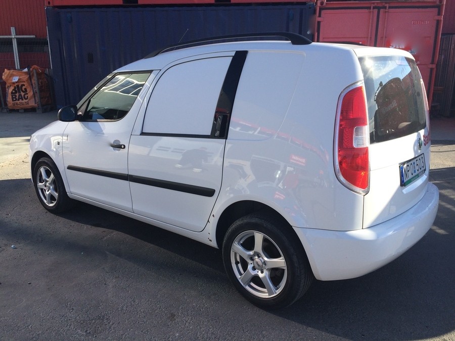 Transportbil verkstadsbil skåpbil