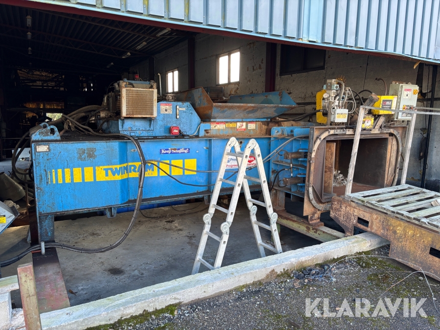 Horisontell Vinkelbalpress Excell 2R63