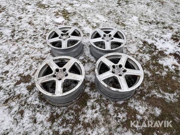 Fälgar Mercedes 220 4st