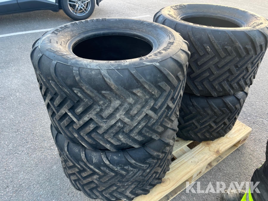 Entreprenadäck BKT 31 x 15.50-15 4 st