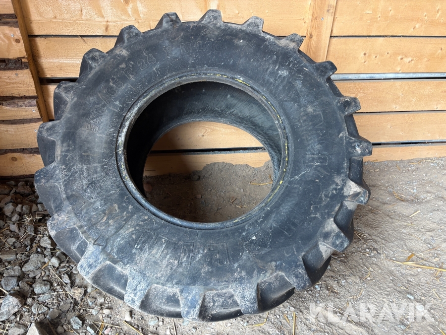 Traktordäck Michelin 540/65 R24