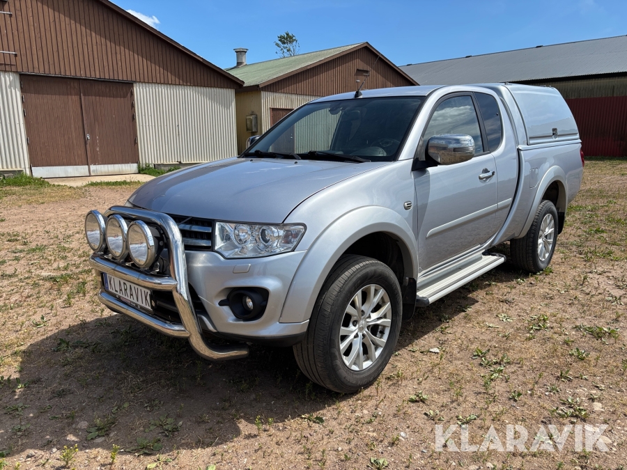Pickup Mitsubishi L200 Club Cab 4x4 Business