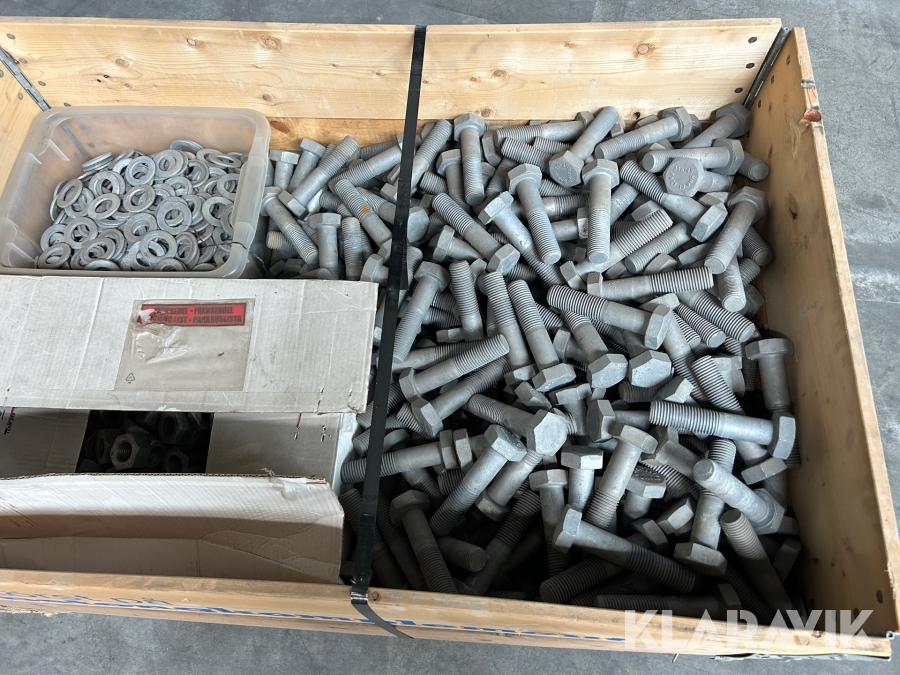 Bult 30x140 mm klass 10,9 (ca 400 st)
