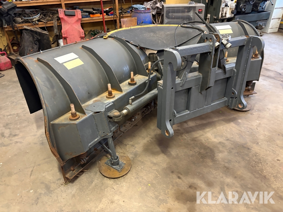 Vikplog UNI-VÄG UV-320 med stora bm-fäste