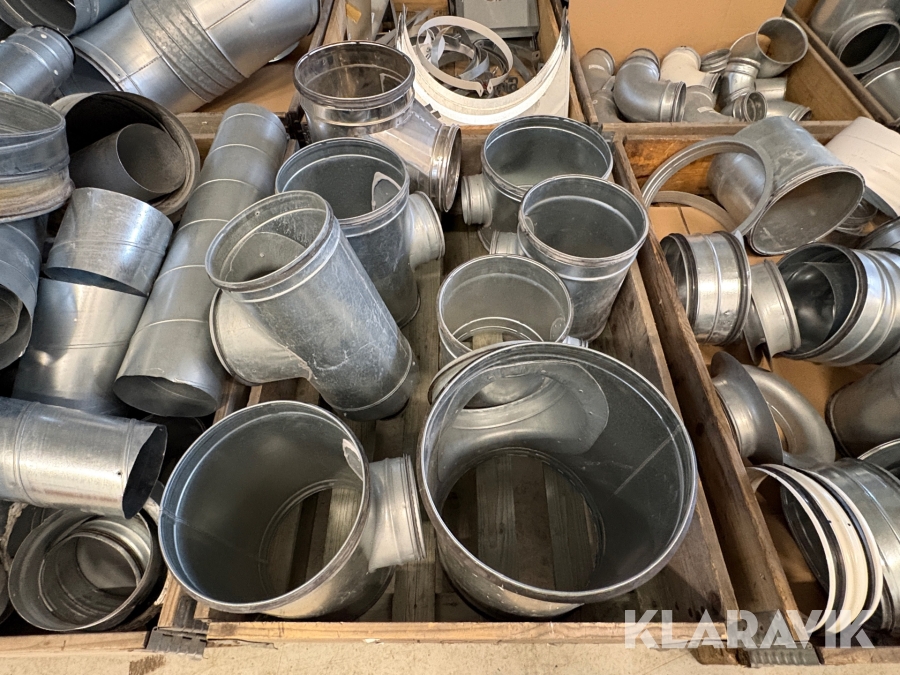 Parti med ventilationsdelar Ets Nord, FläktWoods T-rör