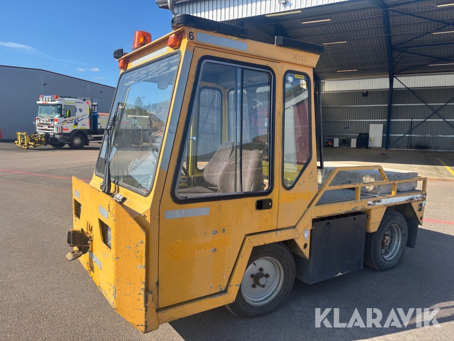 Bogseringstruck/Eltruck LM-truck D 2000A