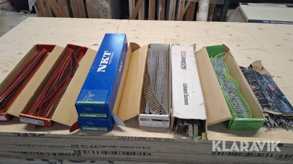 Bandad träskruv Olika märken