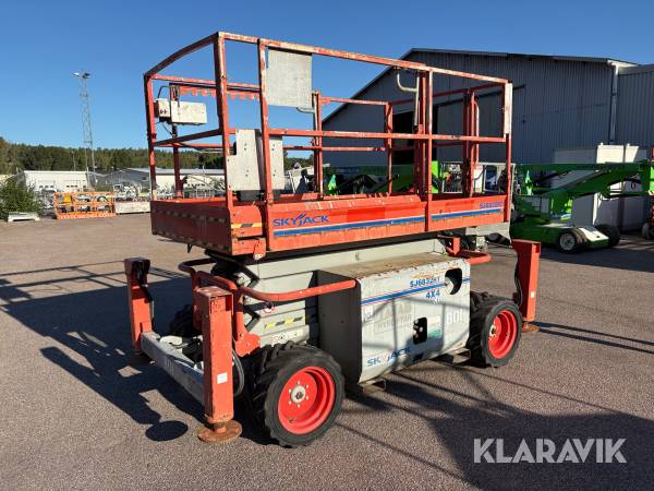 Saxlift Diesel Skyjack SJ 6832RT