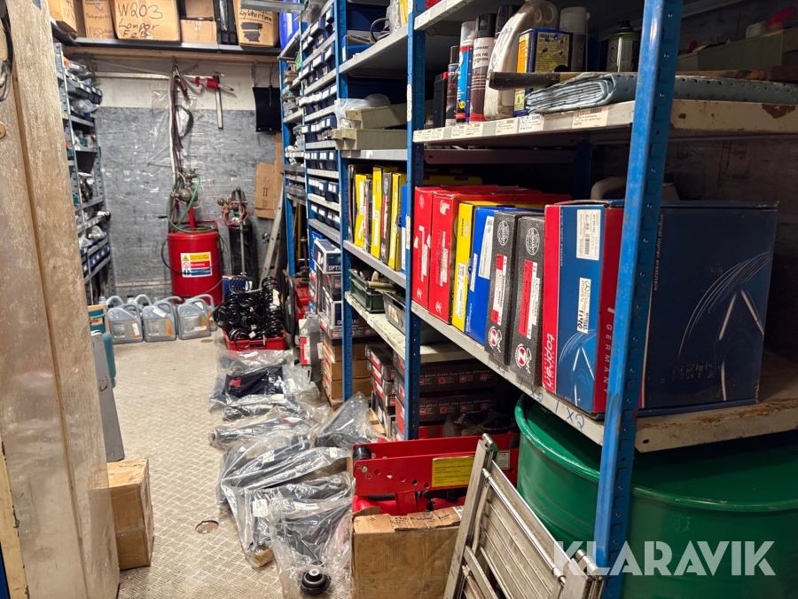 Stort Parti Reservdelar Mercedes