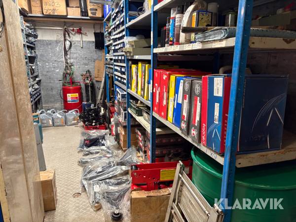 Stort Parti Reservdelar Mercedes