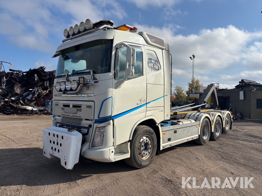 Lastväxlare Volvo FH540 plogutrustad