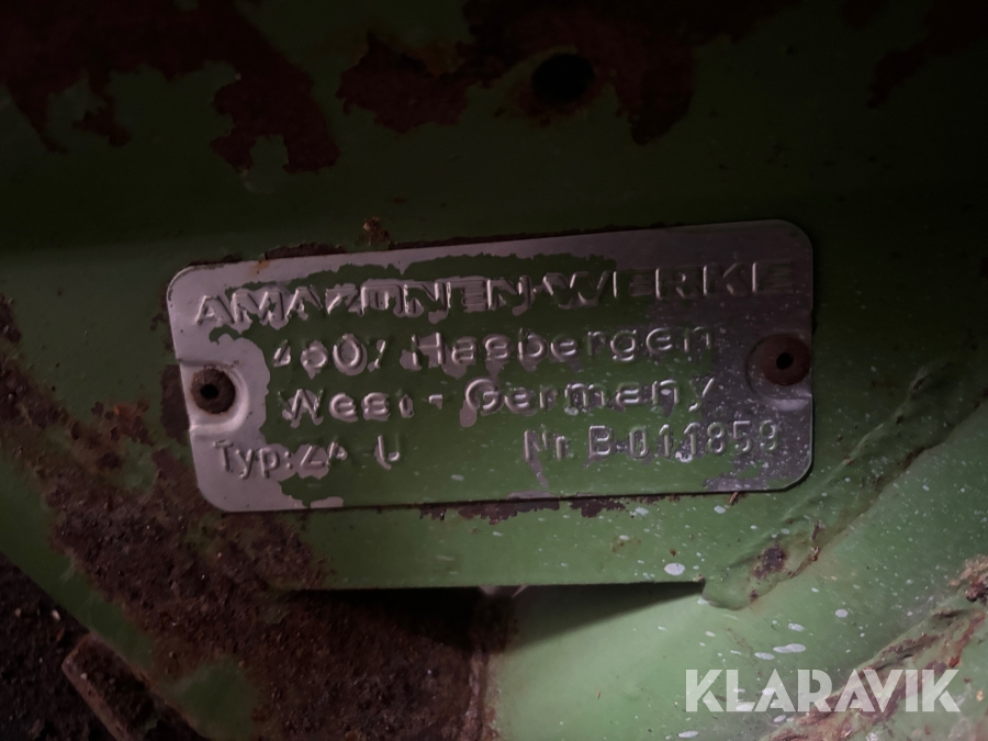 Konstgödselspridare Amazone ZA-U 1501