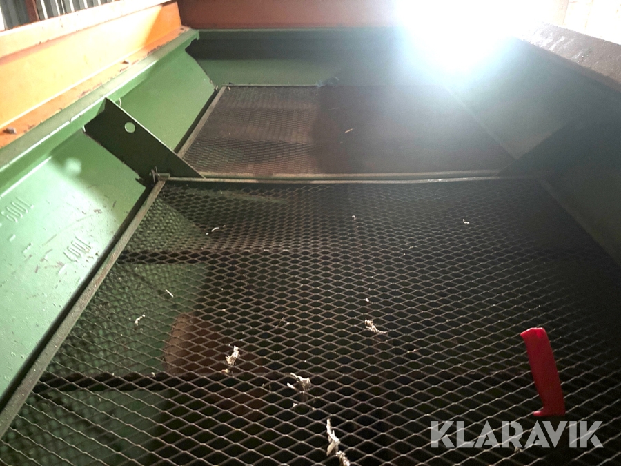 Konstgödselspridare Amazone ZA-U 1501