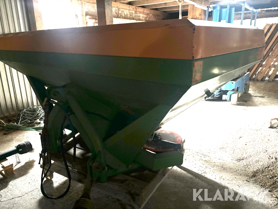 Konstgödselspridare Amazone ZA-U 1501