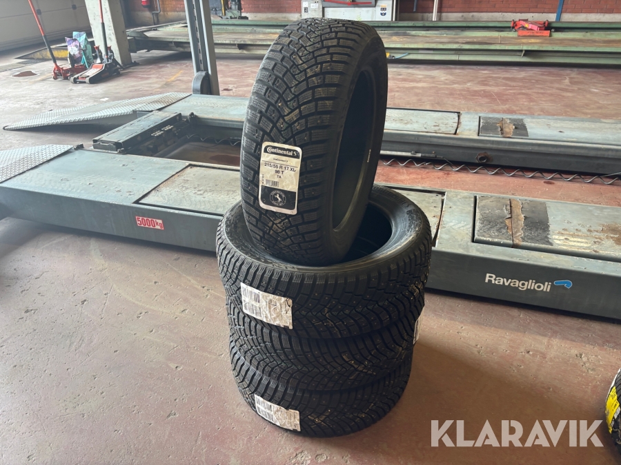 Personbilsdäck Continental 215/55R17 4 st