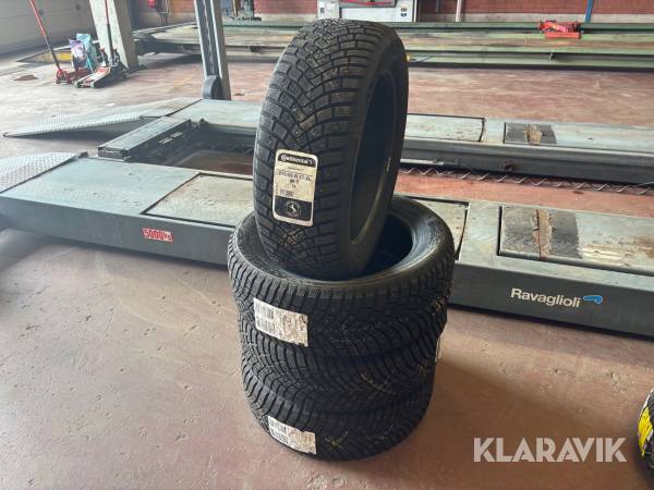 Personbilsdäck Continental 215/55R17 4 st