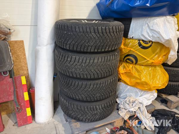 Vinterhjul  till Ford Ranger Goodyear Ultra Grip 265/60R18 4st