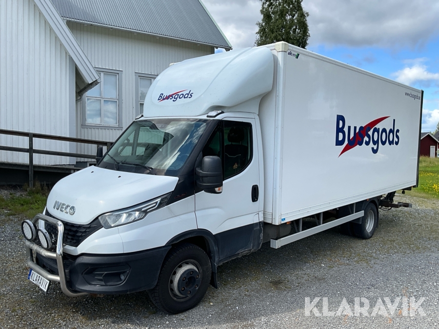 Lastbil Iveco Daily med bakgavellyft