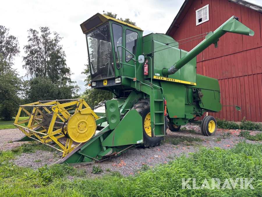 Tröska John Deere 952