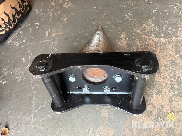 Vedsplit med S40 grindfäste