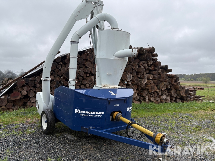 Sug och tryckfläkt Kongskilde Supervac 2000 med rör och cyklon