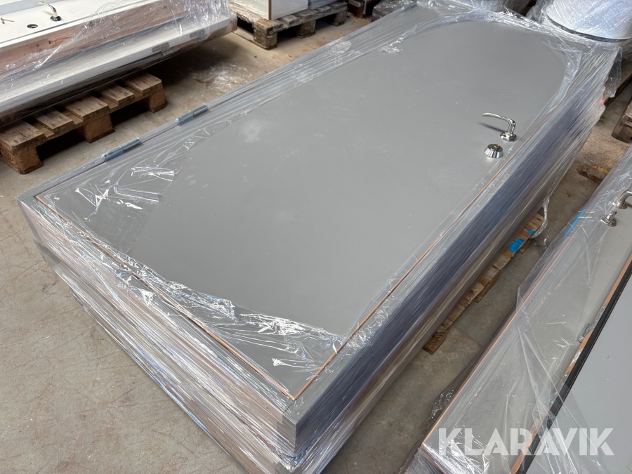 Dörrar med karm 2100x900mm 4st