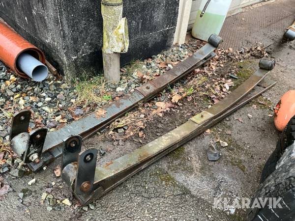 Bladfjäder fram för Mercedes-Benz Altros/ Atego 2st