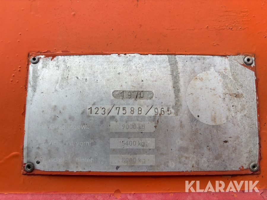 Bandgrävare Atila 1202 med 3 st skopor och trailer