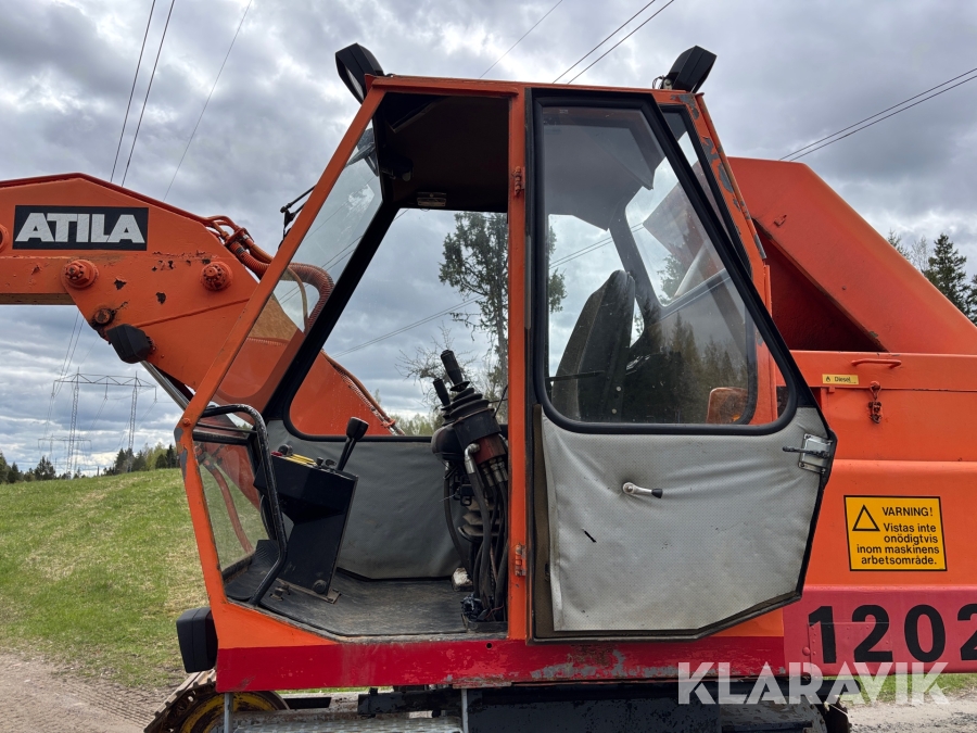 Bandgrävare Atila 1202 med 3 st skopor och trailer