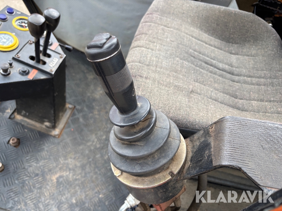 Bandgrävare Atila 1202 med 3 st skopor och trailer