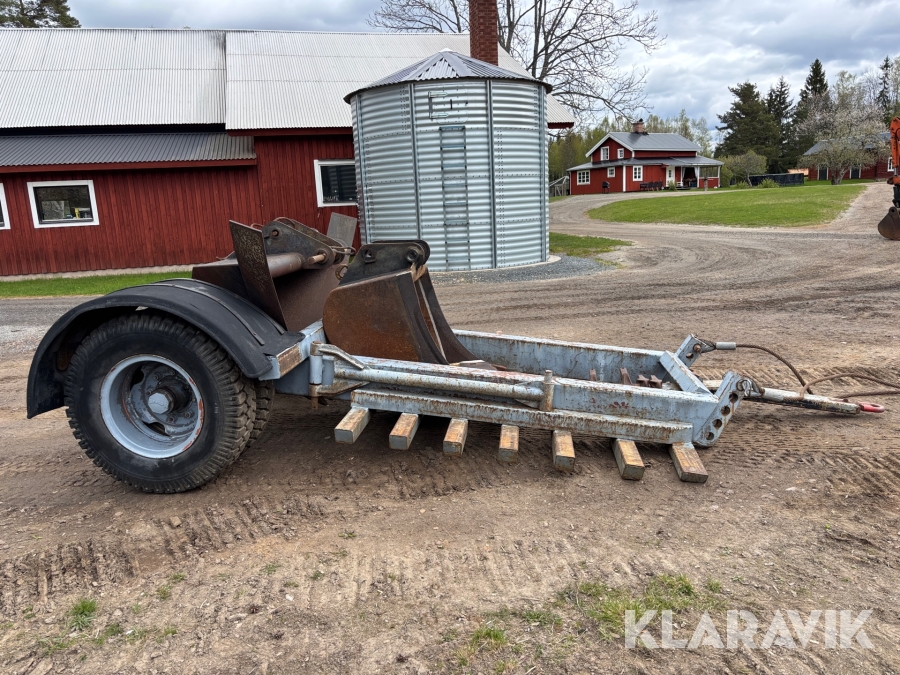 Bandgrävare Atila 1202 med 3 st skopor och trailer