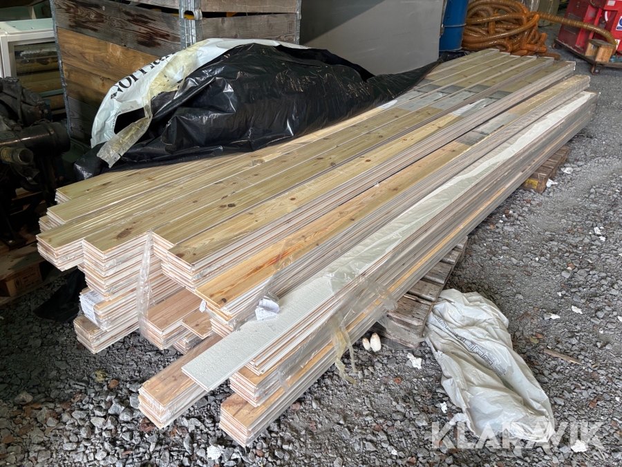 Panel Norrlands Trä 15x118 vitmålad finsågad slätspont