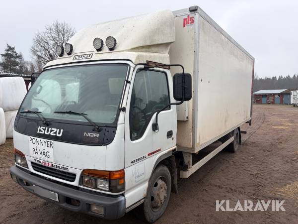 Hästlastbil Isuzu NQR