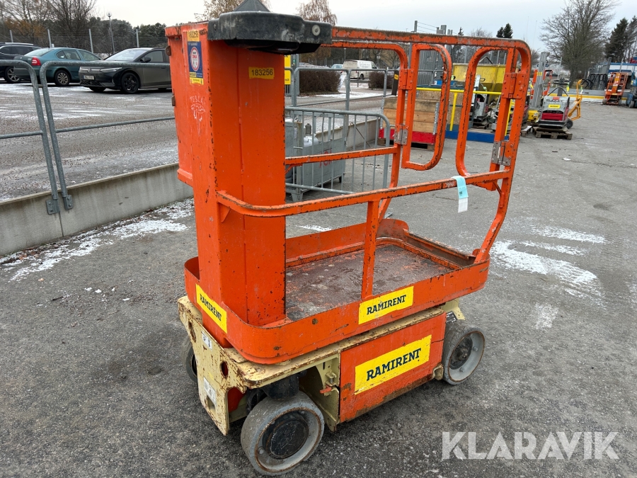 Pelarlift JLG 1230ES