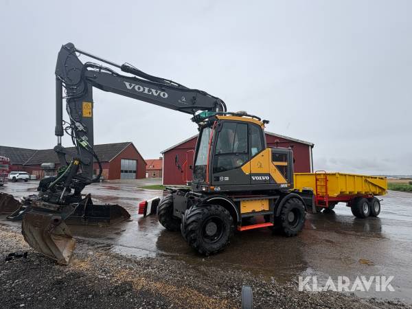 Hjulgrävmaskin med vagn Volvo EWR170E och tillbehör