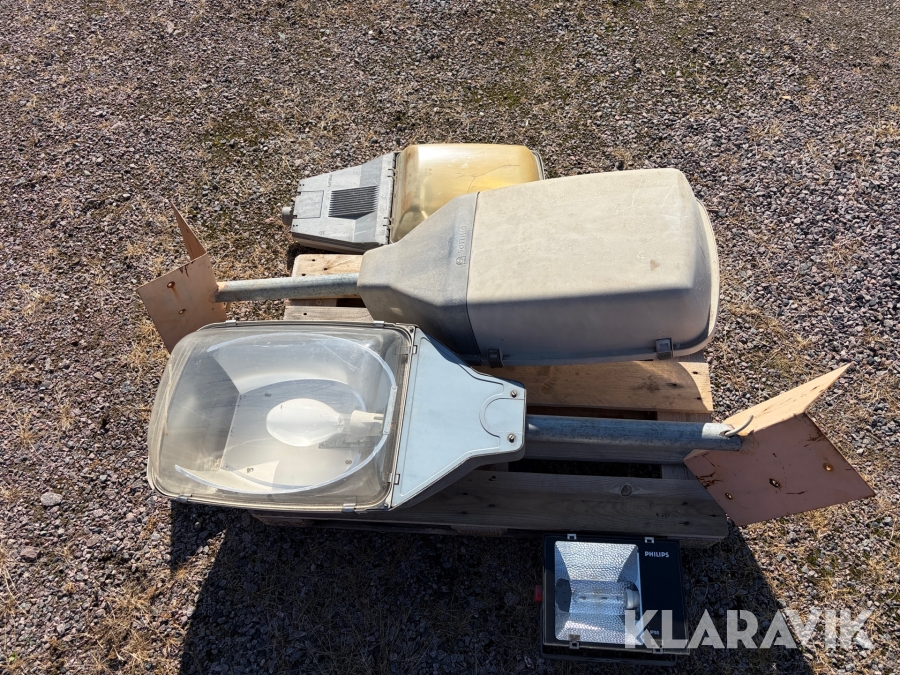 Gårdsarmatur Philips 4 st