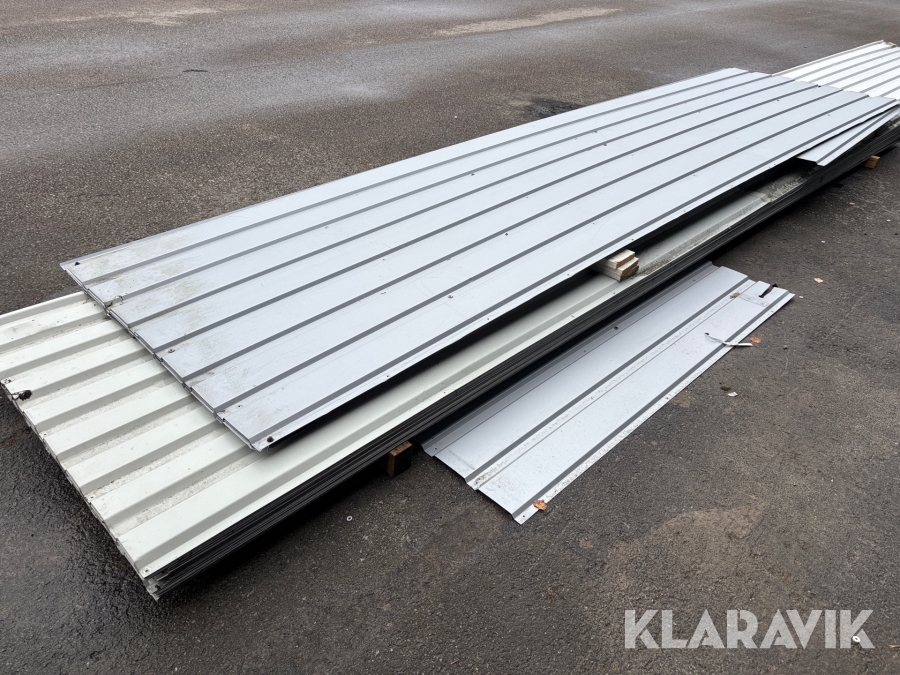 Korrugerad väggplåt ca 400 kvadratmeter